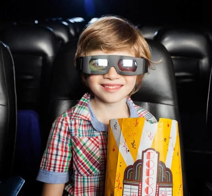 Are you looking for an inexpensive activity to do with your kids? Several movie theaters across Southern California offer discount admission starting at only $1.75 per person. Check it out! #movies #kidsmovies #theater
