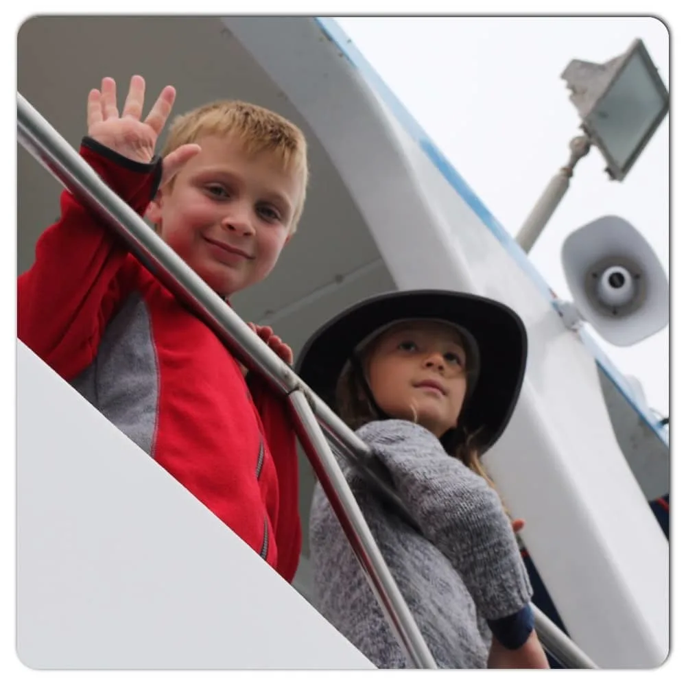 Dramamine&reg; Non-Drowsy Naturals contains the clinically tested ginger dosage required for preventing and treating motion sickness symptoms like nausea and vomiting.  Plus since it&rsquo;s made from natural ginger, it is approved for use in adults and children two years and older and safe to use every day when you travel. 