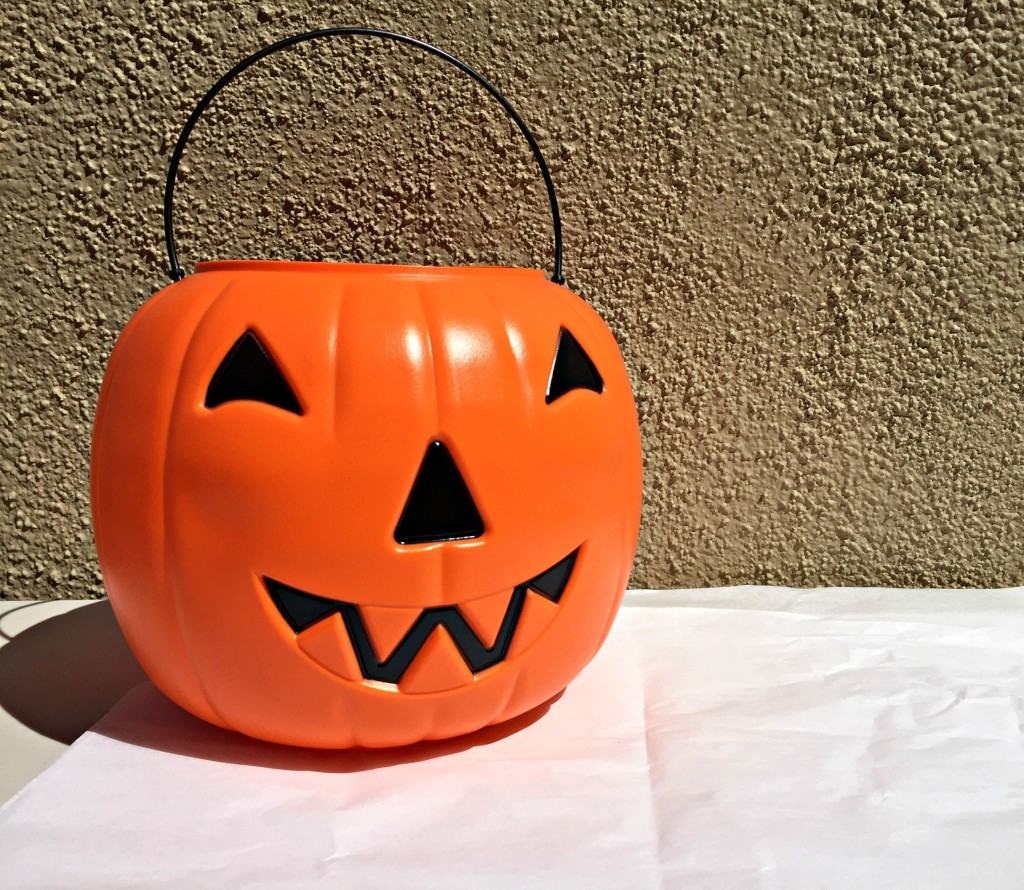 How to Make a Boo Kit for Halloween