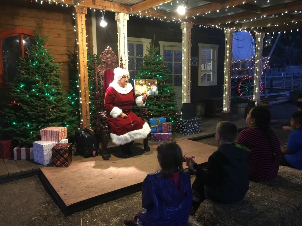 ‘Tis the season for Irvine Park Railroad’s annual Christmas Train! Come enjoy an enchanting night ride through the Irvine Regional Park to meet Santa Claus.