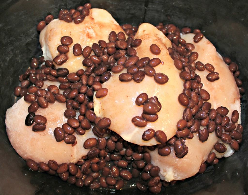 Easy Crock Pot Mexican Chicken with Creme Cheese