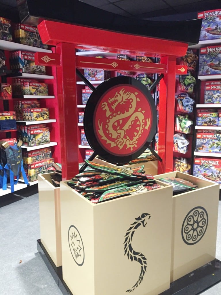 NINJAGO World features five attractions all designed to test guests balance, agility, speed and creativity: Zane’s Temple Build, Kai’s Spinners, Cole’s Rock Climb, Jay’s Lightning Drill and NINJAGO The Ride.