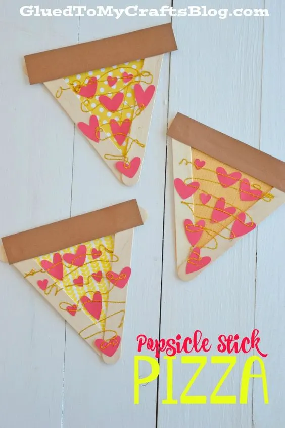 Are you looking for a fun pizza inspired craft or activity for kids? Check out this list of 18 Playful Pizza Activities for Kids that are perfect for children of all ages! These activities help kids work on many important skills such as eye-hand coordination, fine motor tasks, addition and subtraction, and using their imagination, just to name a few.