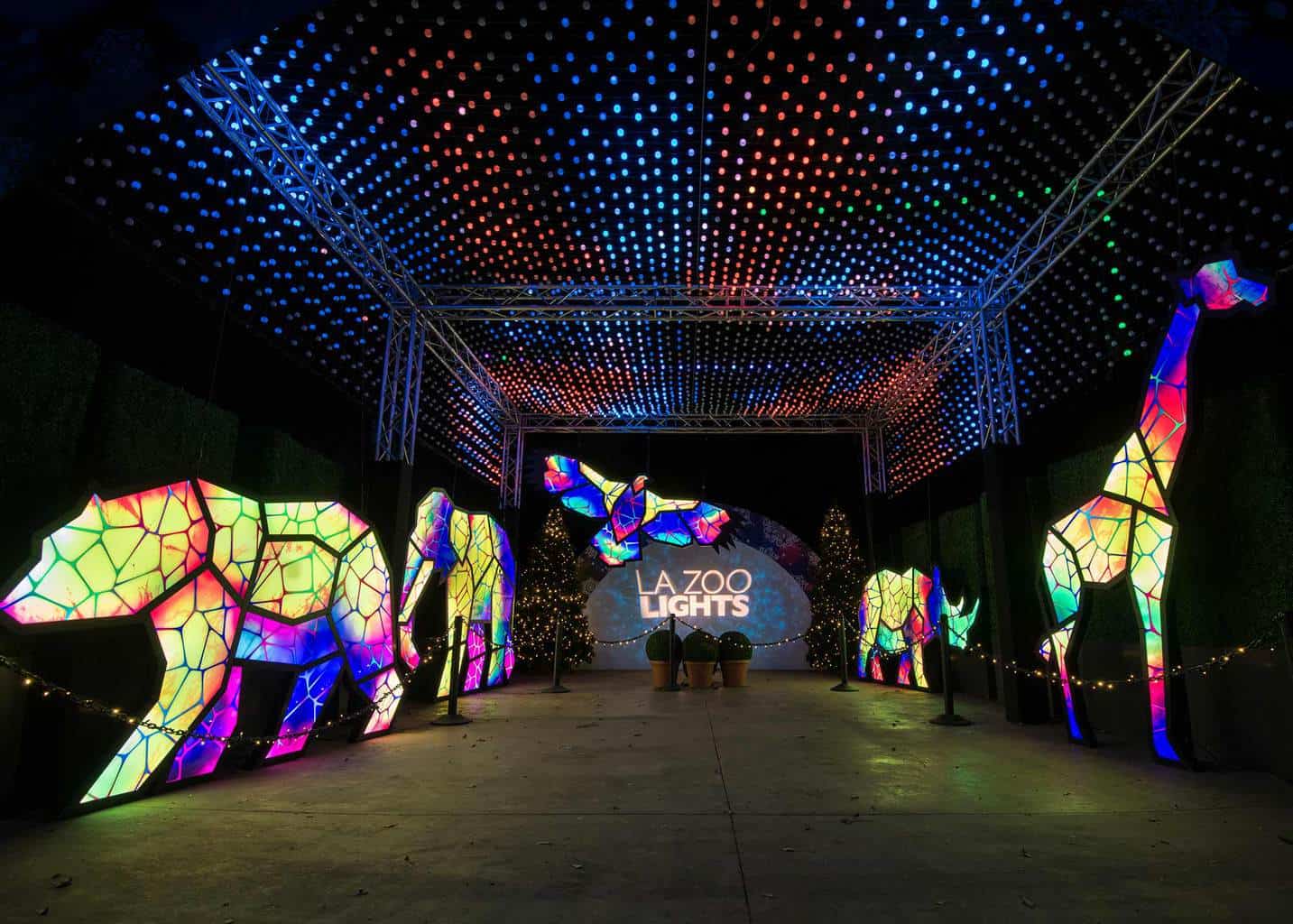 How to get discount tickets to LA Zoo Lights in Los Angeles