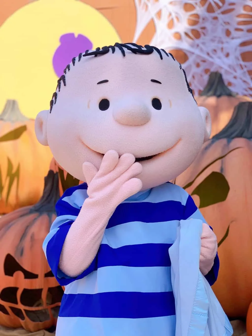 Linus at Knott's Spooky Farm in Buena Park California