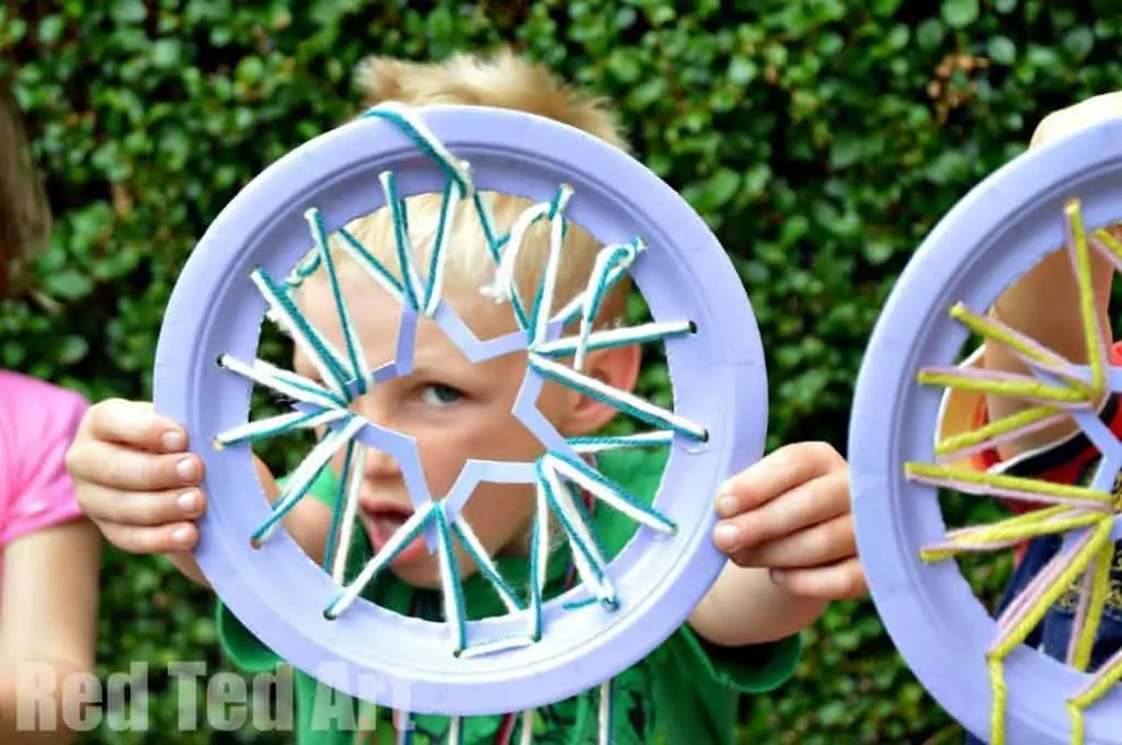 https://socalfieldtrips.com/wp-content/uploads/2018/11/Paper-Plate-DreamCatchers.jpg.webp