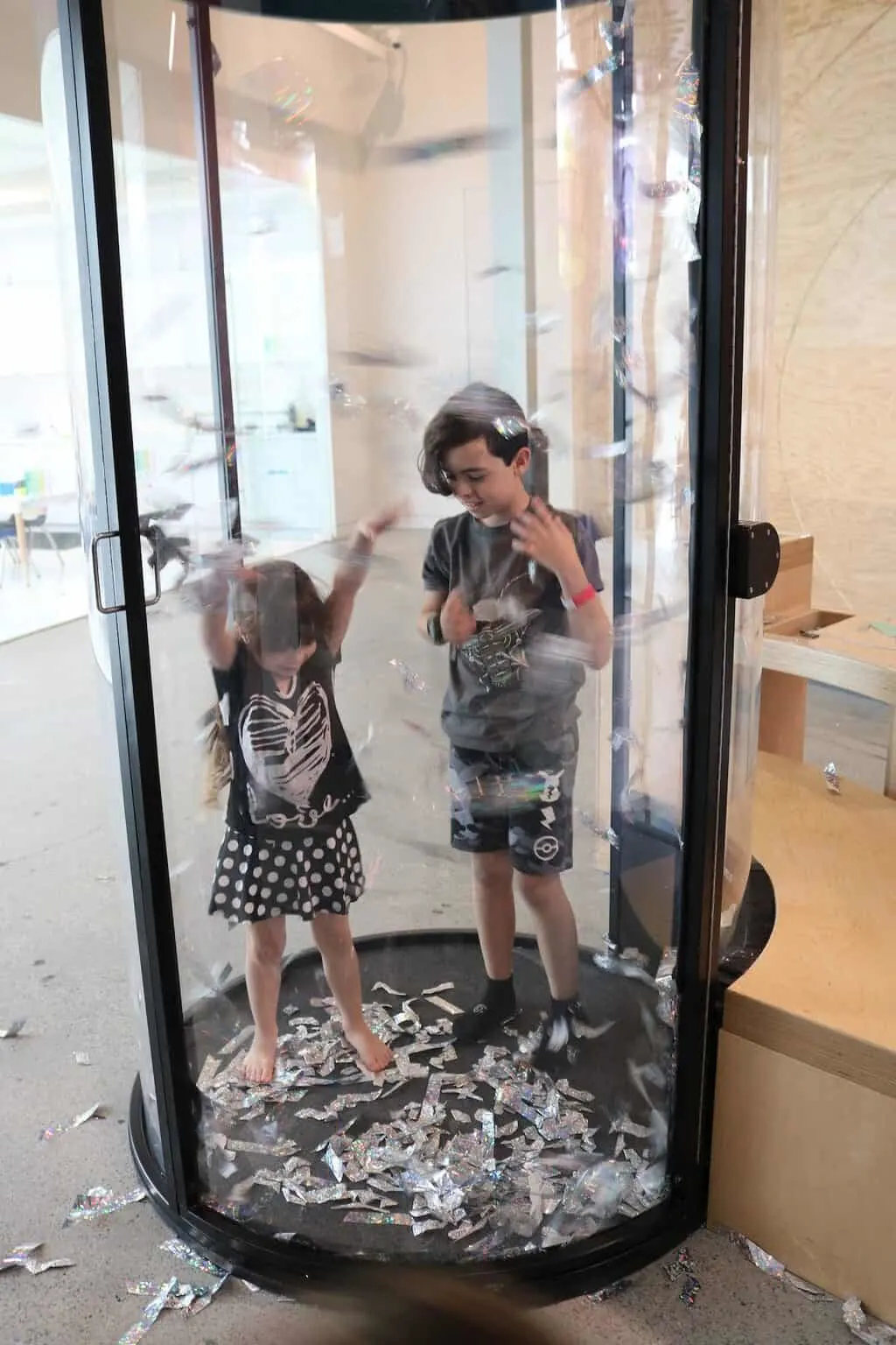 Children in glitter room Cayton Childrens Museum in Santa Monica