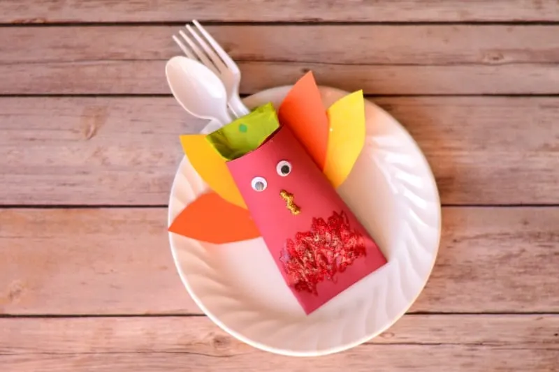 easy turkey craft for Thanksgiving