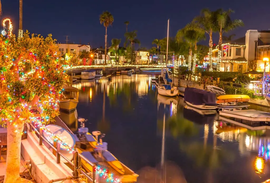 Naples Long Beach Christmas Lights